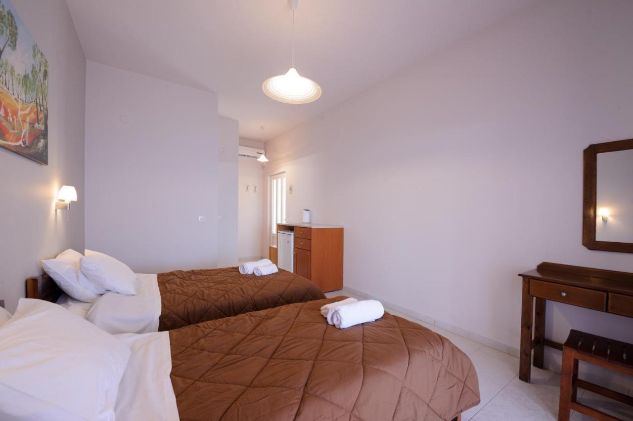 Elias & Vasili House Hotel Agios Georgios Pagon Luaran gambar